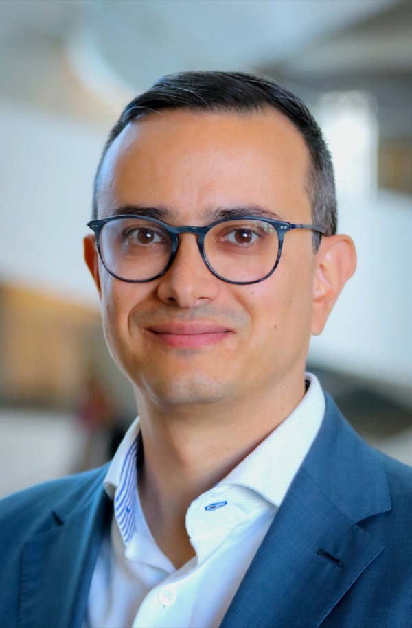 Jorge Morales's headshot